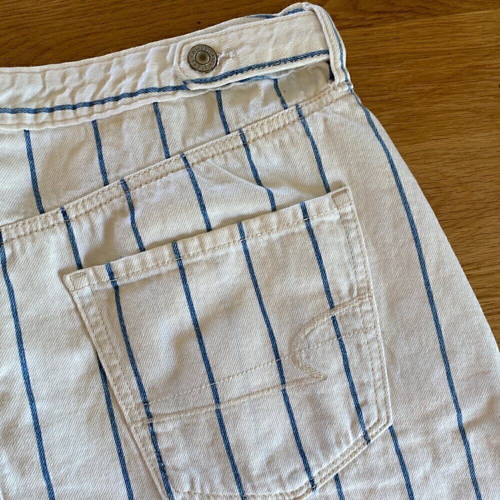 American Eagle Blue White Mini Stripe Denim Skirt Size 14 Regular - Picture 9 of 9